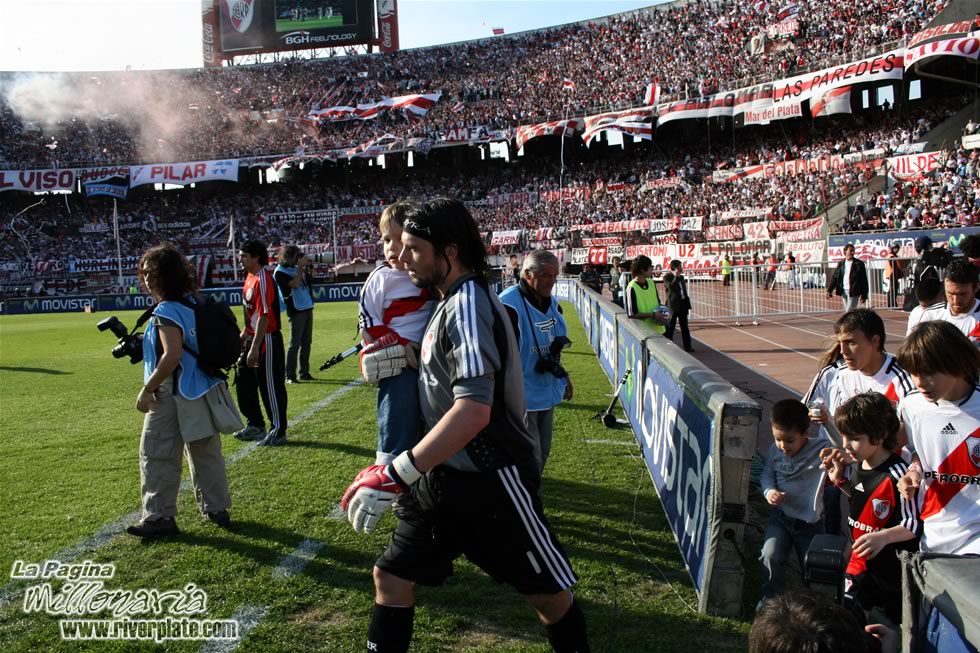 River Plate vs San Lorenzo (AP 2008) 3