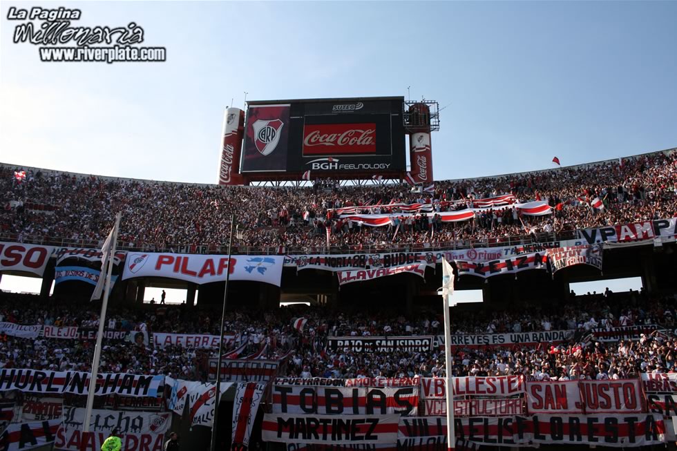 River Plate vs San Lorenzo (AP 2008) 4