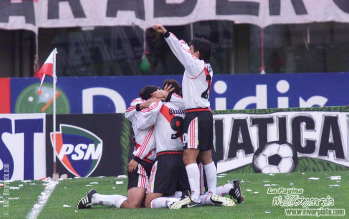 River Plate vs. Boca Juniors (AP 2000) 15