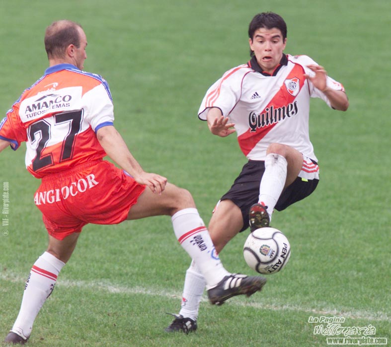 River Plate vs. Argentinos Jrs (AP 2000) 15