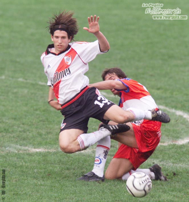 River Plate vs. Argentinos Jrs (AP 2000) 19