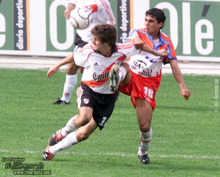 River Plate vs. Argentinos Jrs (AP 2000) 21