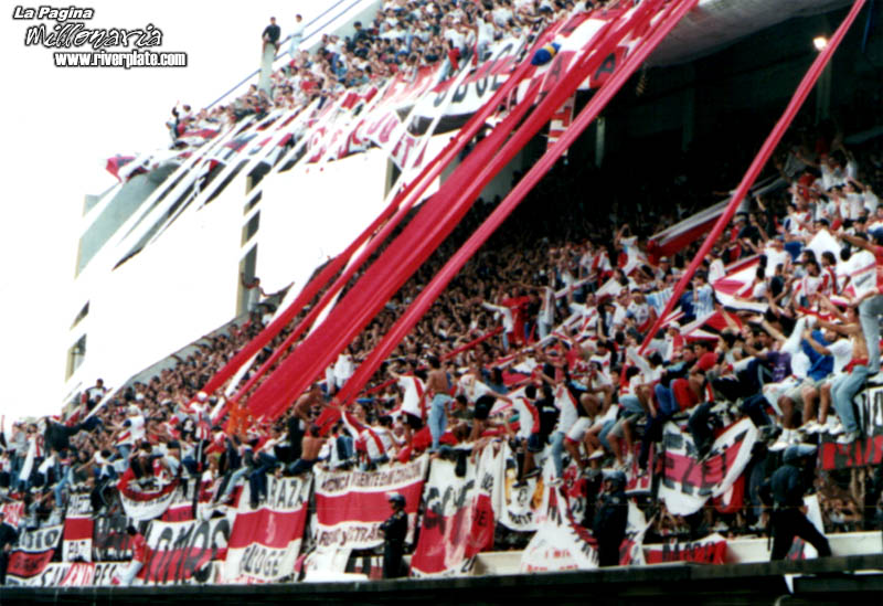 Boca Juniors vs. River Plate (CL 2001) 16