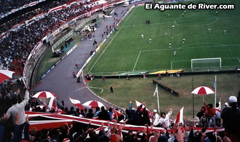 River Plate vs. Racing Club (CL 2001) 7