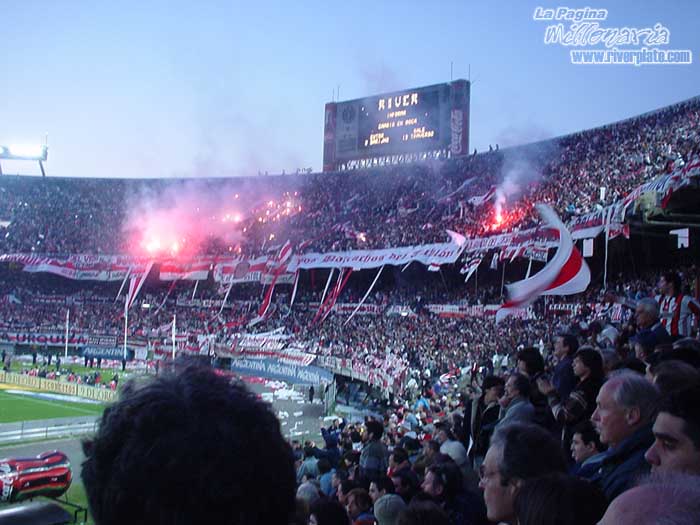 River Plate vs Boca Juniors (AP 2001) 7