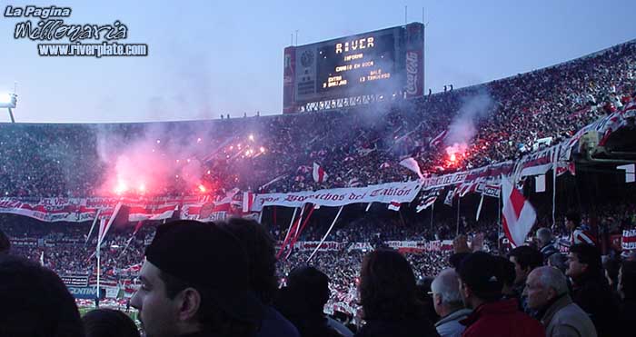 River Plate vs Boca Juniors (AP 2001) 9