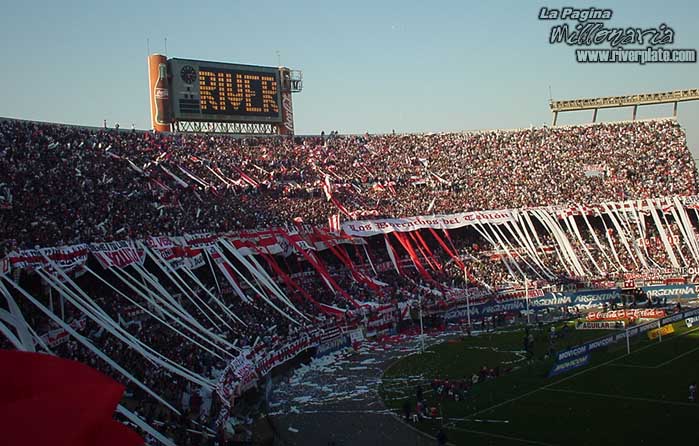 River Plate vs Boca Juniors (AP 2001) 10