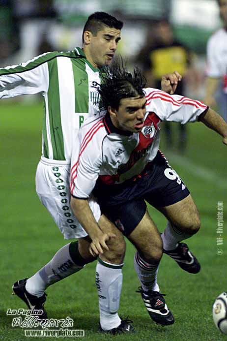 Banfield vs River Plate (AP2001) 4
