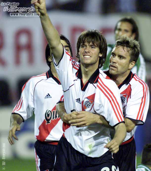 Banfield vs River Plate (AP2001) 6