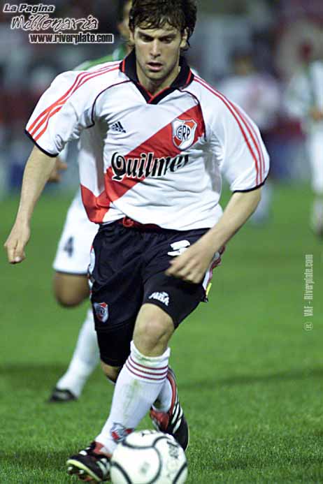Banfield vs River Plate (AP2001) 9