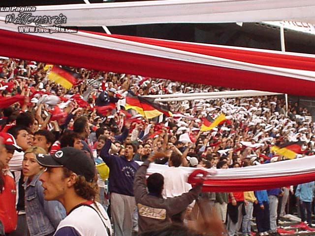 Racing Club vs River Plate (AP 2001) 3