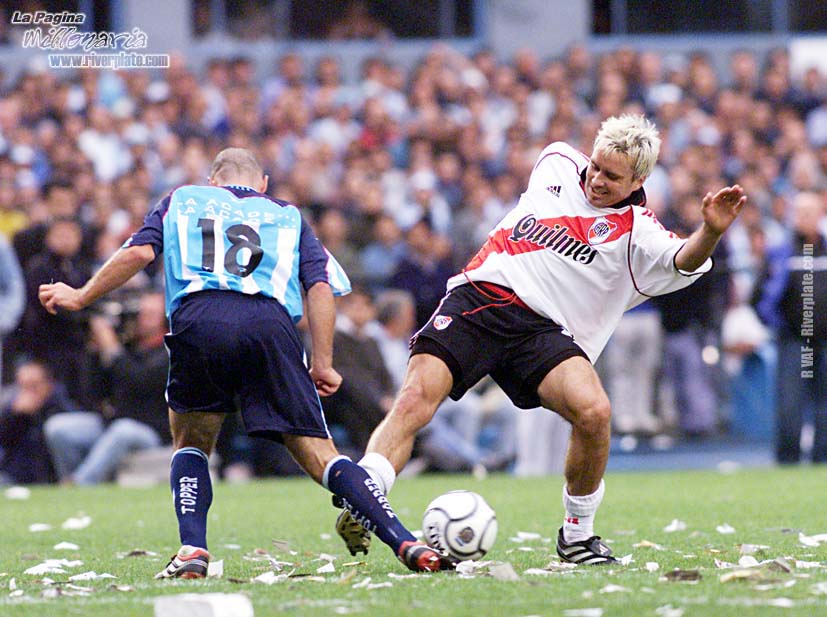 Racing Club vs River Plate (AP 2001) 15