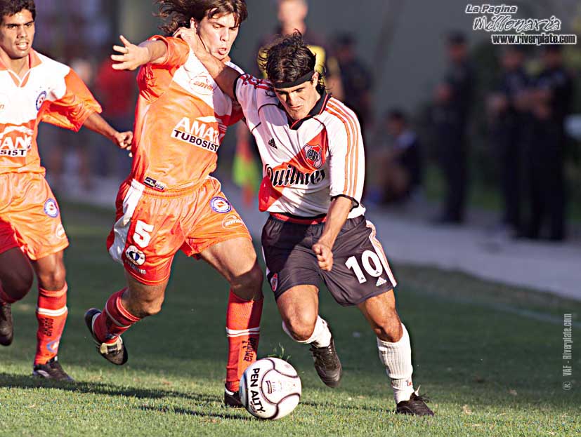 Argentinos Jrs vs River Plate (AP 2001) 13