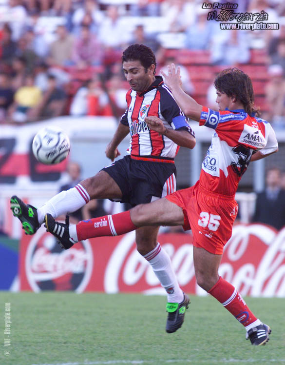 River Plate vs. Argentinos Jrs (CL 2001) 2