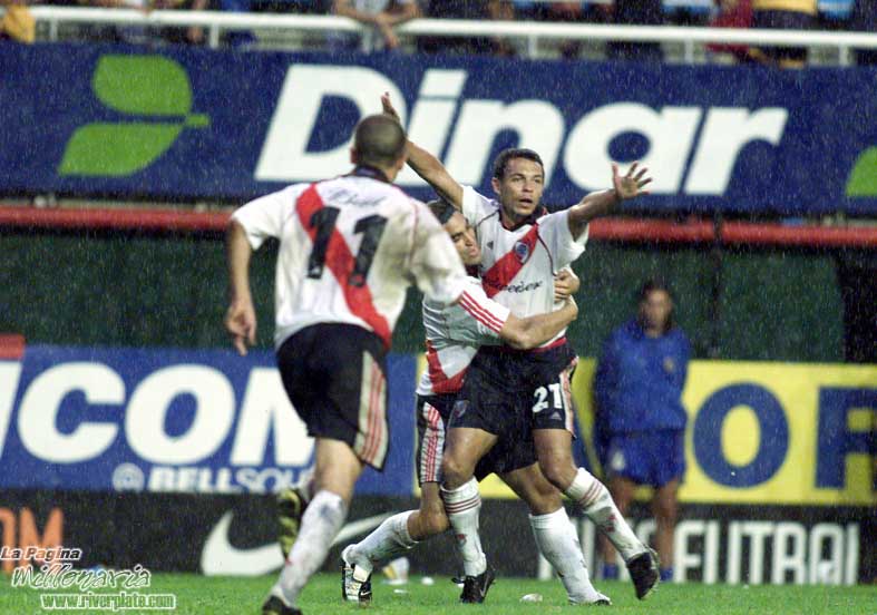 Boca Juniors vs River Plate (CL 2002) 45