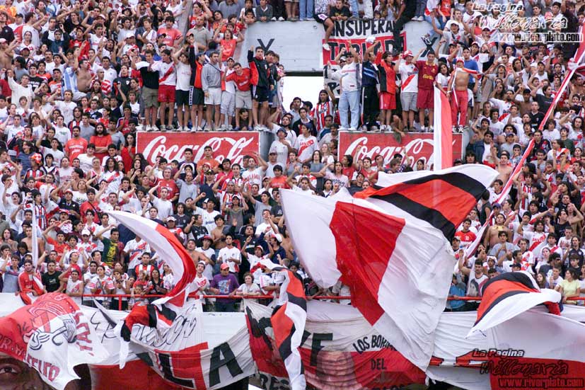River Plate vs Banfield (CL 2002) 14