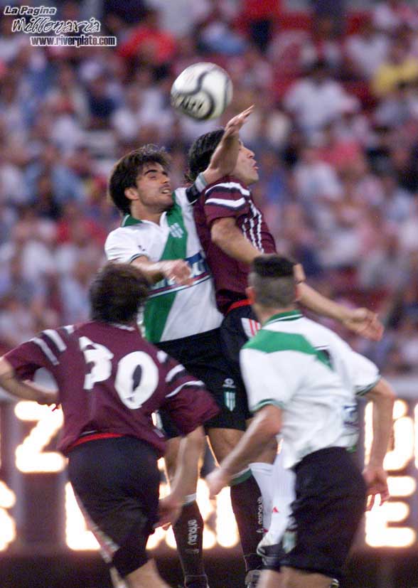 River Plate vs Banfield (CL 2002) 15