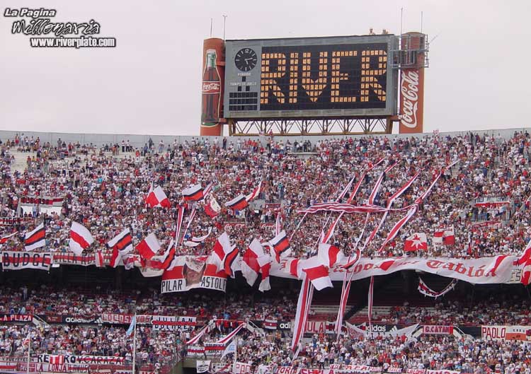 River Plate vs Banfield (CL 2002) 18
