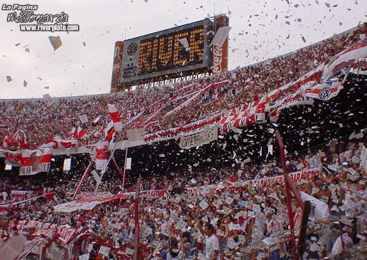 River Plate vs Banfield (CL 2002) 21