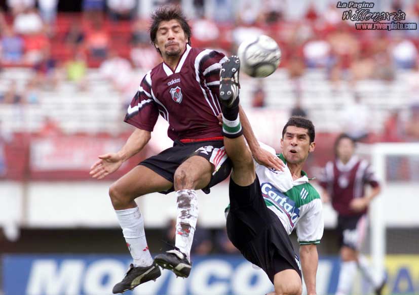 River Plate vs Banfield (CL 2002) 26