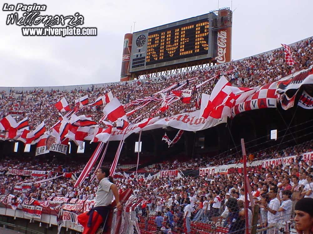 River Plate vs Banfield (CL 2002) 29