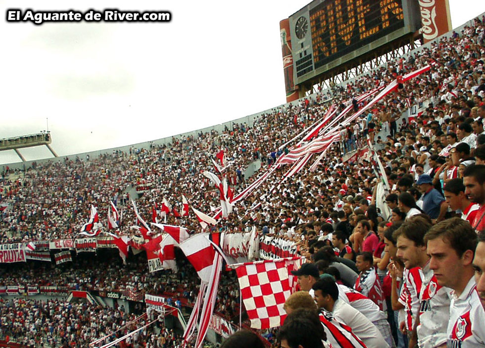 River Plate vs Banfield (CL 2002) 35