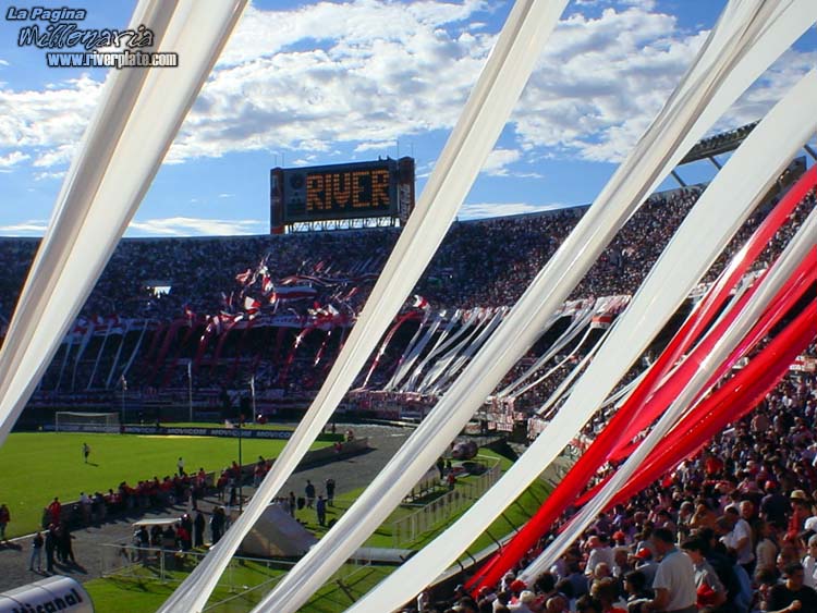River Plate vs Racing Club (CL 2002) 7
