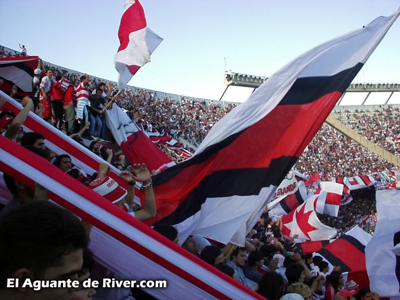 River Plate vs Racing Club (CL 2002) 11