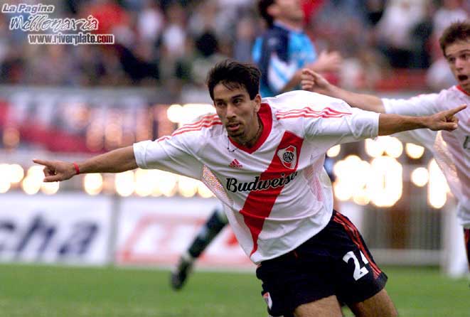 River Plate vs Racing Club (CL 2002) 21