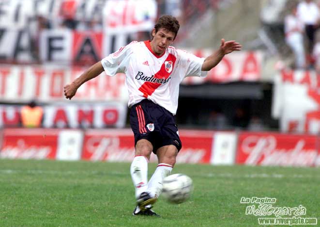 River Plate vs Racing Club (CL 2002) 22
