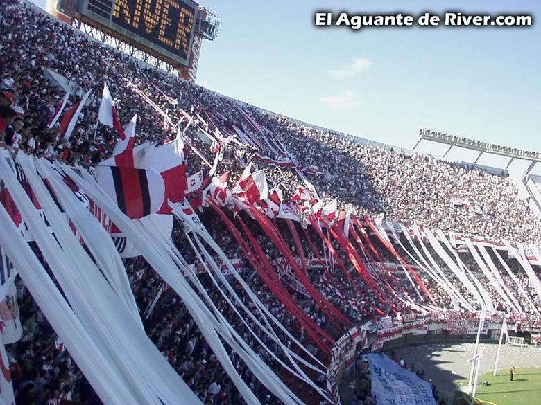 River Plate vs Racing Club (CL 2002) 24