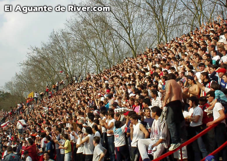 Estudiantes vs River Plate (AP 2002) 2