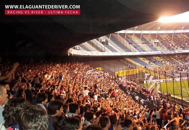 Racing Club vs River Plate (AP 2002) 2