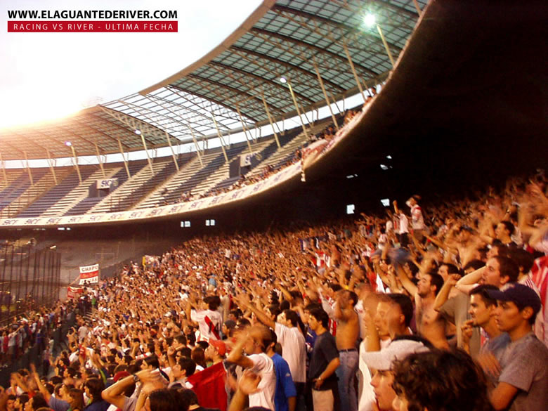 Racing Club vs River Plate (AP 2002) 6