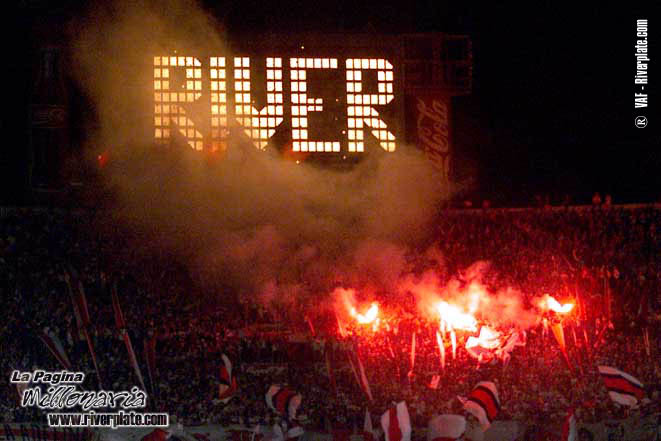 River Plate vs Argentinos Jrs (CL 2002) 2