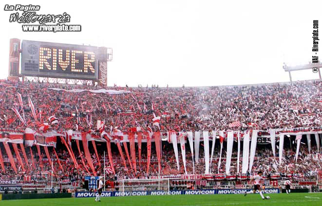 River Plate vs Argentinos Jrs (CL 2002) 3