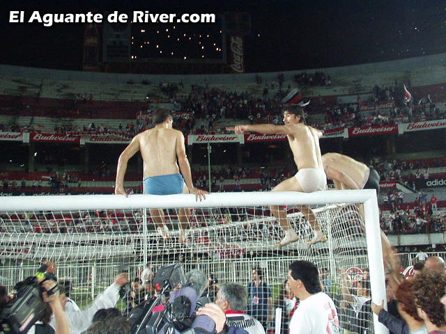 River Plate vs Argentinos Jrs (CL 2002) 55