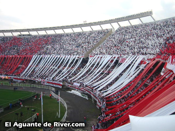 River Plate vs Argentinos Jrs (CL 2002) 25