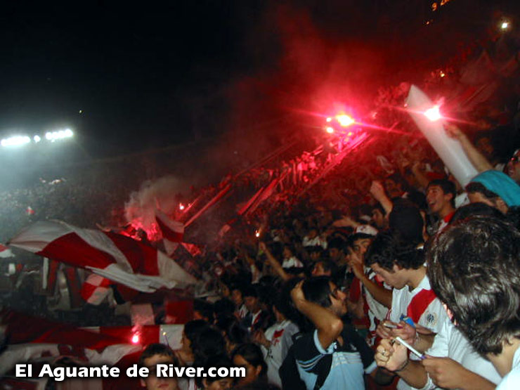 River Plate vs Argentinos Jrs (CL 2002) 27