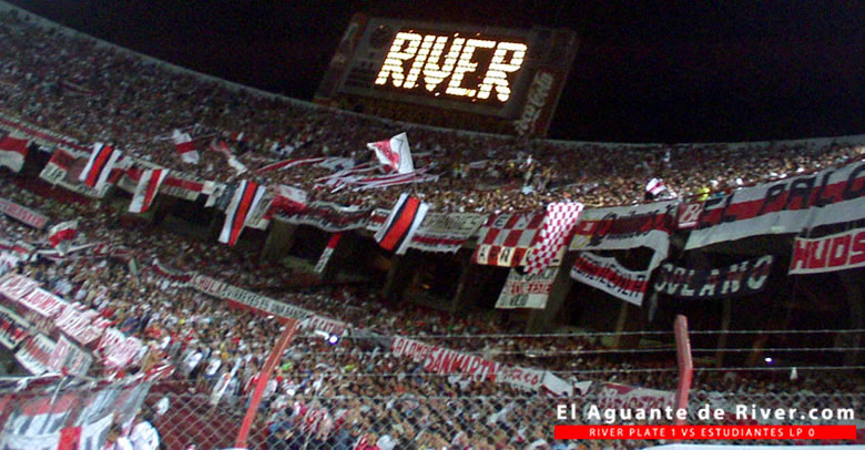 River Plate vs Estudiantes LP (CL 2003) 3