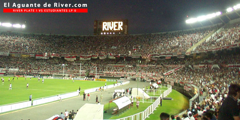 River Plate vs Estudiantes LP (CL 2003) 4