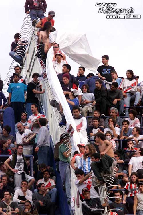 Boca Juniors vs River Plate (CL 2003) 9