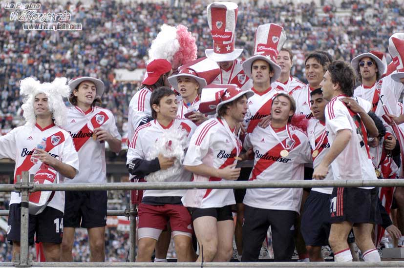 River Plate vs Racing Club (CL 2003) 88