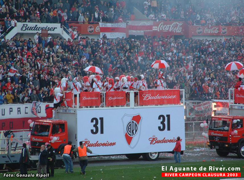 River Plate vs Racing Club (CL 2003) 90