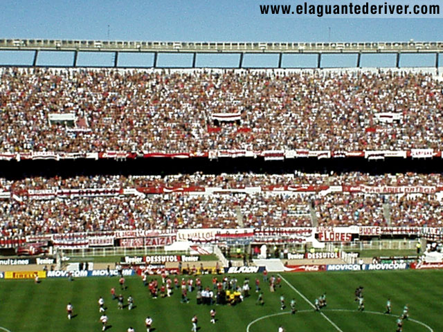 River Plate vs Banfield (CL 2004) 1
