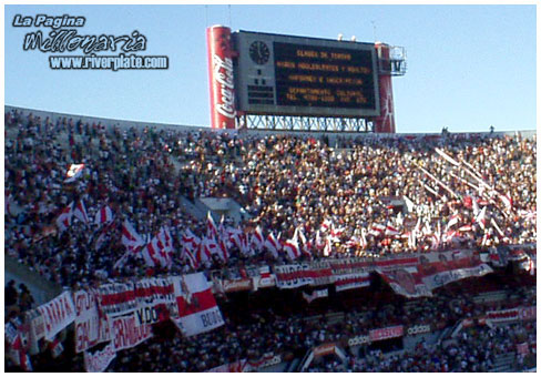 River Plate vs Arsenal (CL 2004) 1