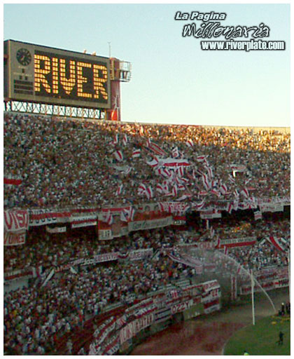 River Plate vs Arsenal (CL 2004) 2