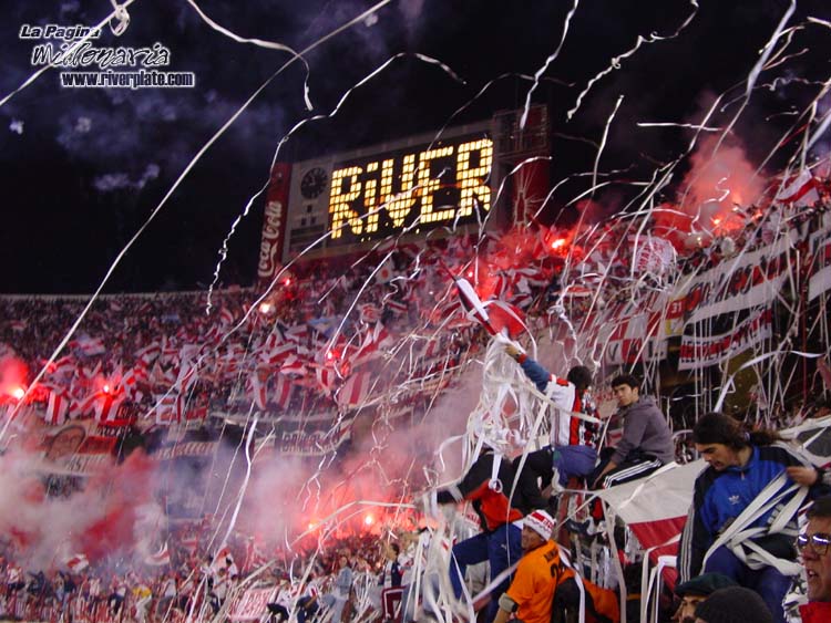 River Plate vs Boca Juniors (LIB 2004) 13