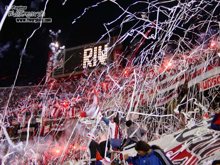 River Plate vs Boca Juniors (LIB 2004) 14