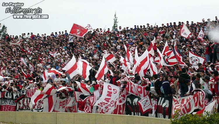 Talleres CBA vs River Plate (CL 2004) 4